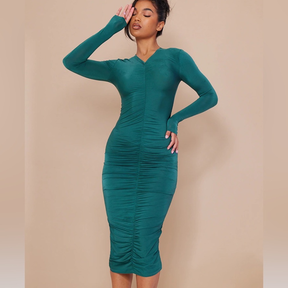 FLATTERING ruched venus dress, green
